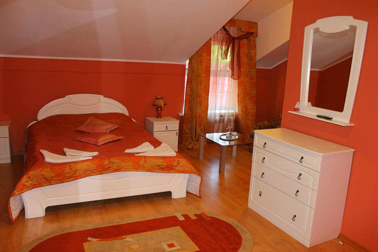 Dudinka - City Mini Hotel Barysaw Eksteriør billede